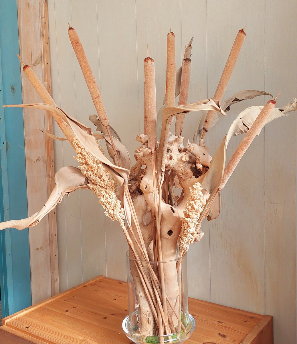Uniek en tijdloze boeket van decoratietakken en gedroogde bloem en blad/ woondecoratie/ cadeau/