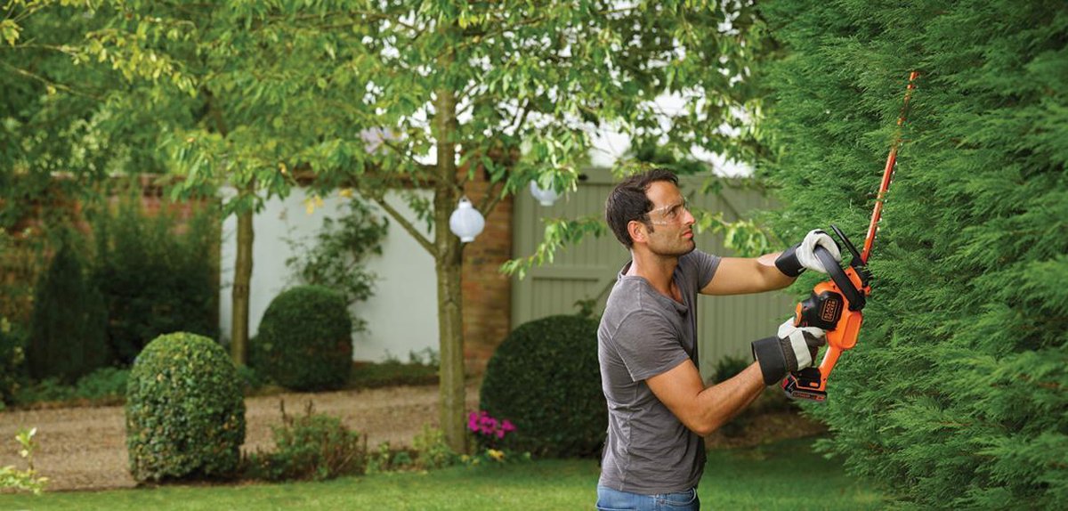 BLACK+DECKER 18V Heggenschaar thumbnail 5