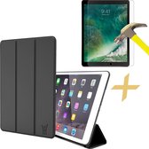 Apple iPad 9.7 (2017 / 2018) Hoes Smart Book Case Siliconen Zwart + Screenprotector Gehard Glas - Tri-Fold van iCall