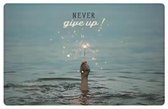 Chic.mic Anti-skimpas 'never Give Up'