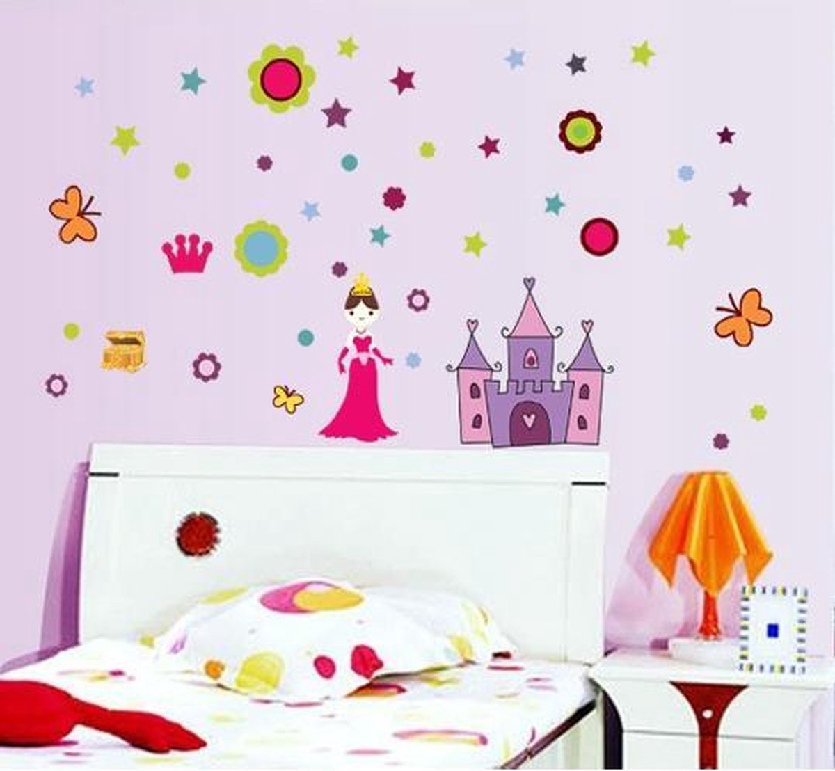 Moderne muursticker – Prinses met Kasteel – Meisjes – Kasteel – Prinses – Vlinders – Muurstickers kinderkamer – Babykamer – Accessoires babykamer – Meisjes Muursticker – 50 x 70 minimaal (lxb) cm