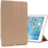 iPad Pro 9.7 smart case hoes map goud + back cover