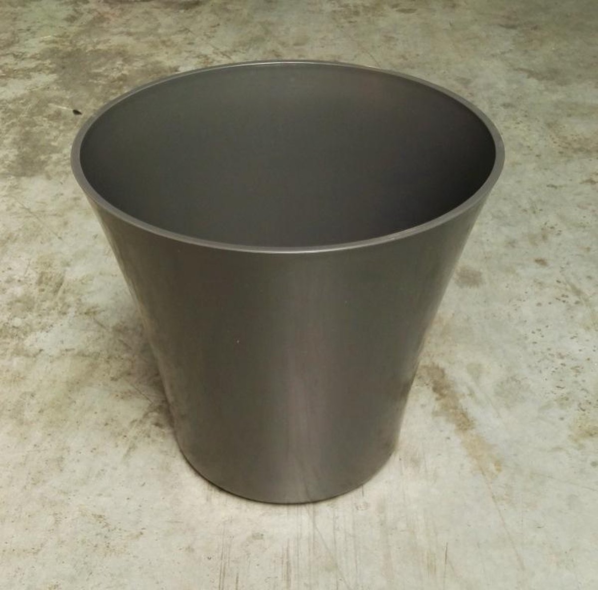 Bloempot Rond Laurea 18cm ANTRACIET Chapelu