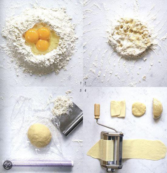 Vier stappen om pastadeeg te maken met een pastamachine.