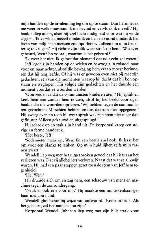 Tekstpagina met dialoog tussen soldaten over angst, verlies en de gevolgen van de oorlog.