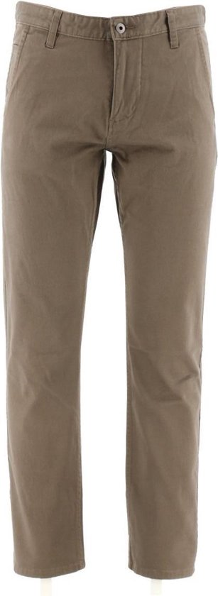 Bruine Dockers chino broek met knoopsluiting, afgebeeld op een witte achtergrond.