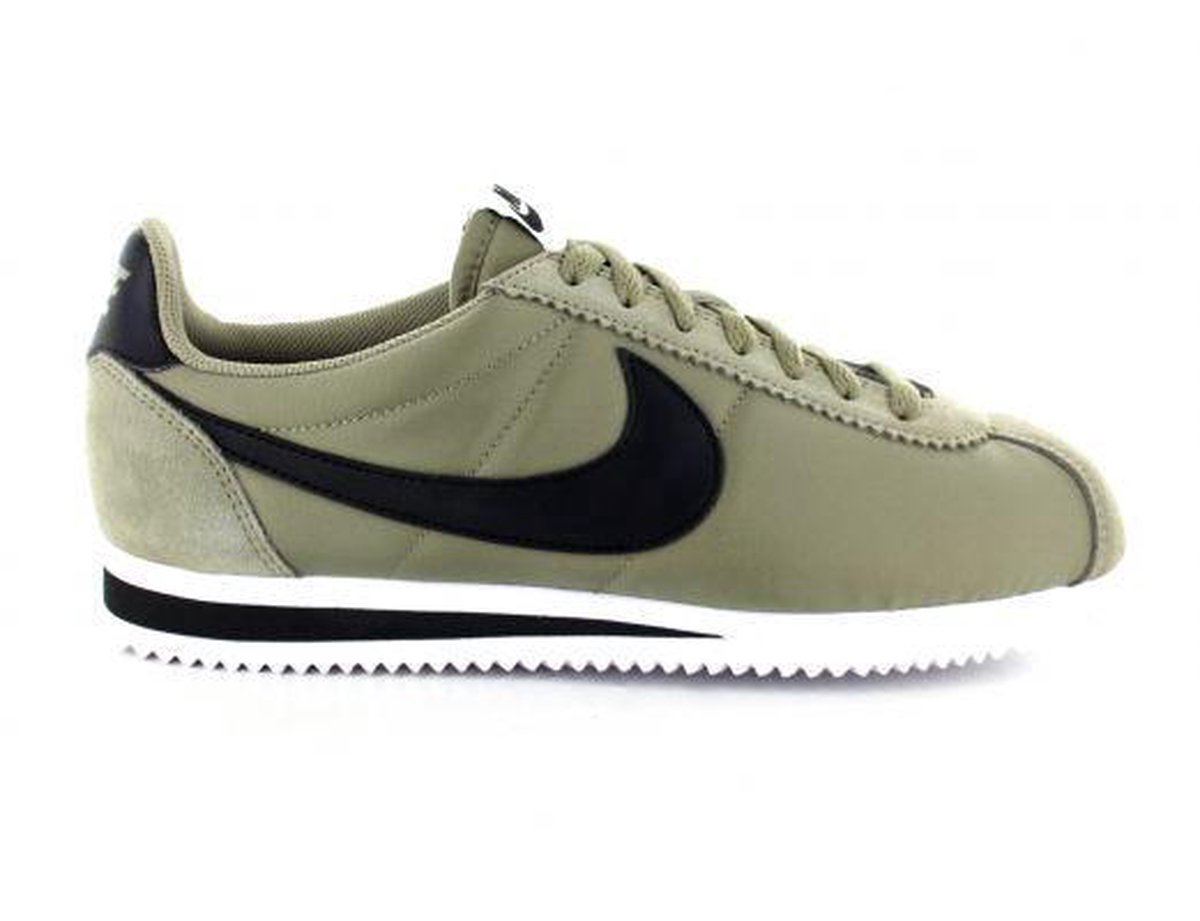 Nike Classic Cortez Nylon Heren maat 42 bol
