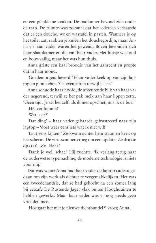 Pagina met tekst over Anna, haar vader en een laptop, met nummer 12 onderaan.