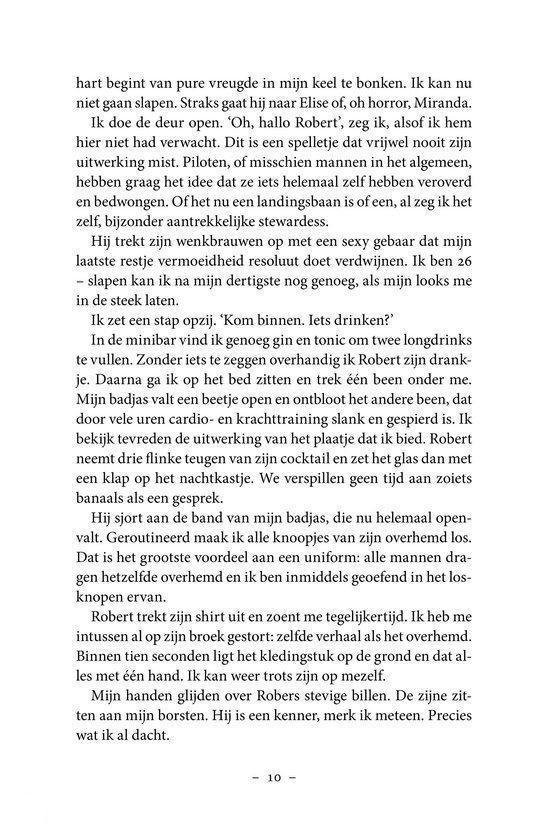 Tekstpagina uit een boek, met een dialoog over een reis en drankjes in het vliegtuig.