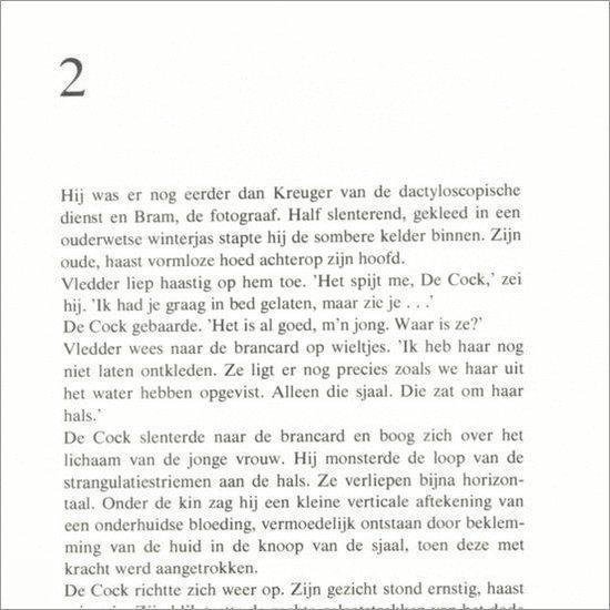 Tekstpagina met een gedetailleerd plot uit een misdaadroman. Zwart-wit tekst op crème papier.