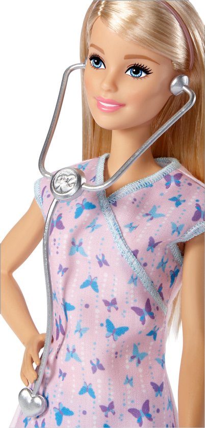 barbie infirmière