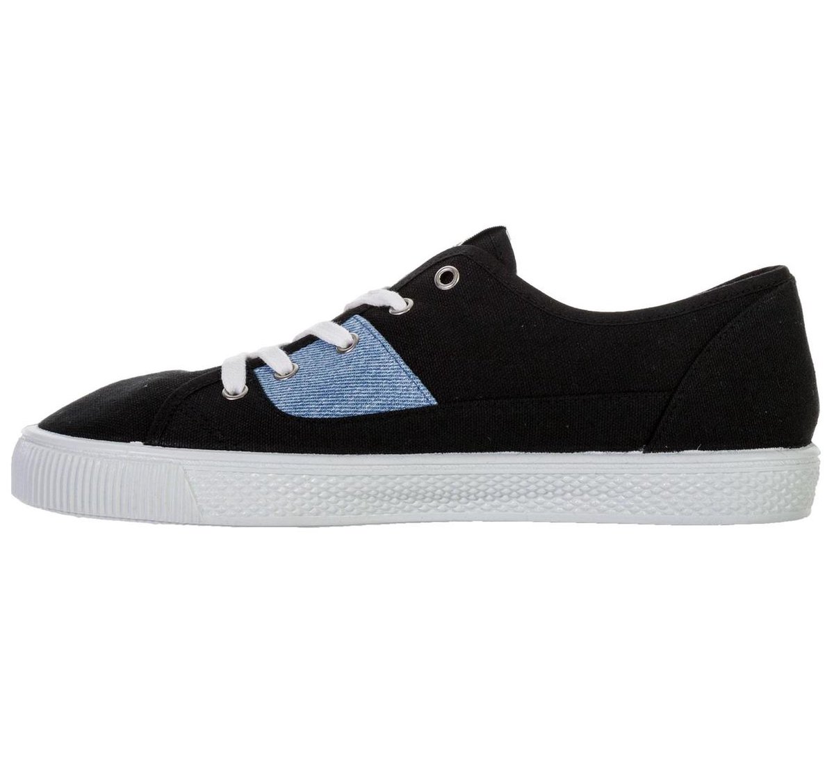 levi's malibu canvas shoes