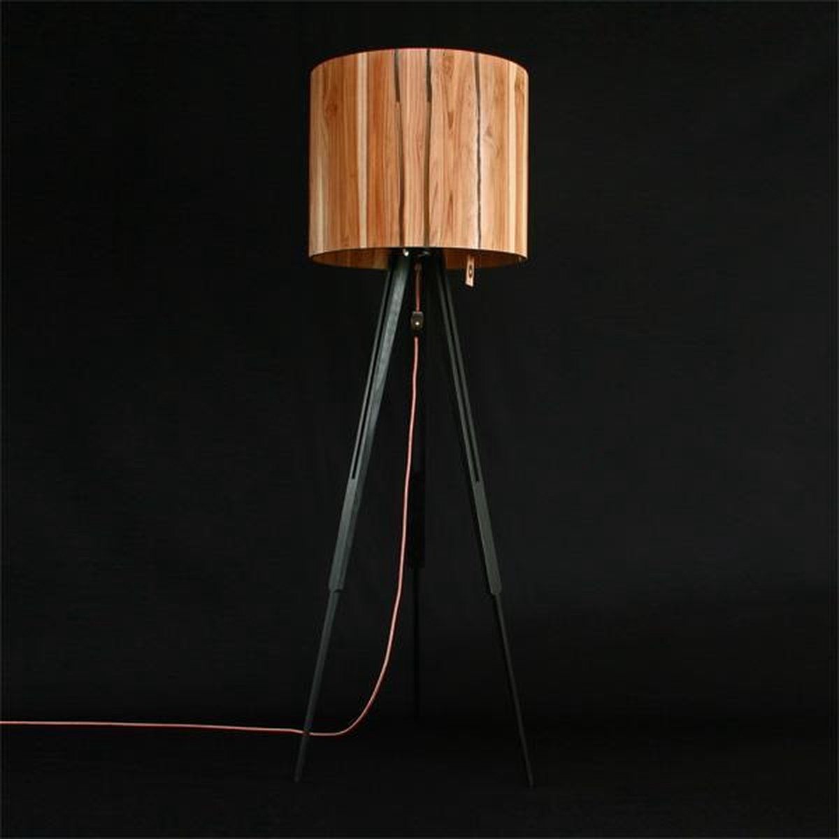 Bintwood Fix teak Handgemaakte houten staande lamp