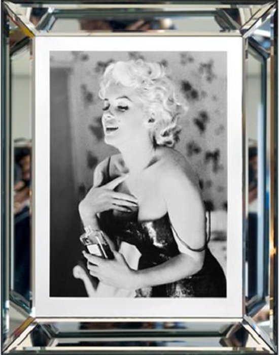 Ingelijst schilderij - Spiegellijst Monroe Chanel No5 50 x 60 cm |