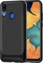 Luxe Samsung Galaxy A30 hoesje – Zwart – Hoogwaardig TPU Carbon Case – Shockproof Cover