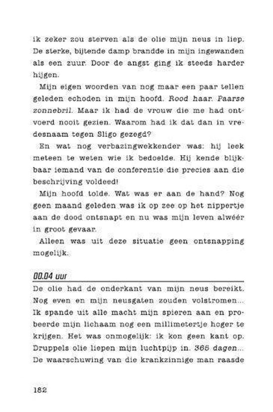 Tekstpagina uit het boek 'Complot 365. Februari'. Tijdsaanduiding '00.04 uur'.