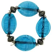 Elastische armband met blauwe glaskralen