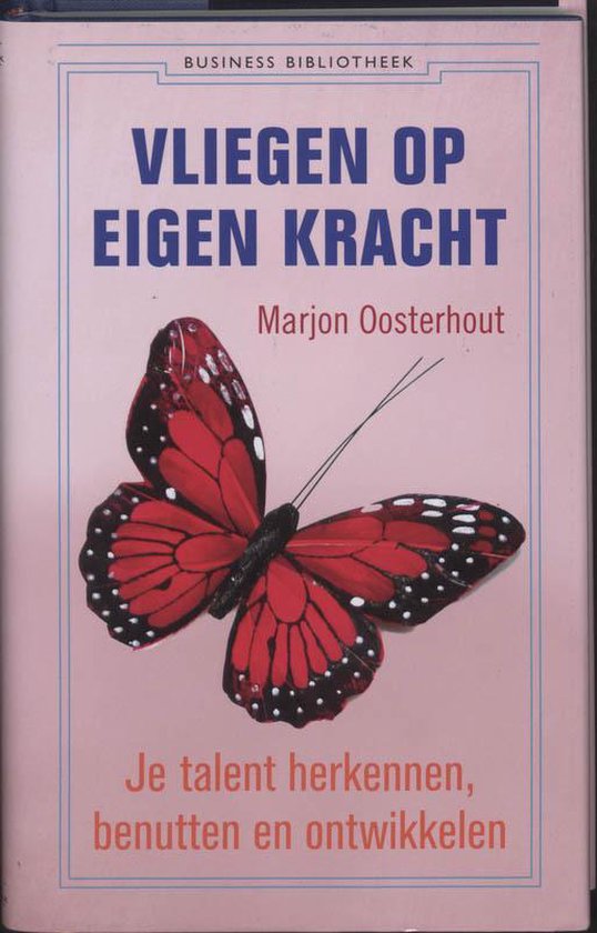 Cover van het boek 'Vliegen op eigen kracht' van M. Oosterhout