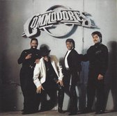 Commodores - Rock Solid