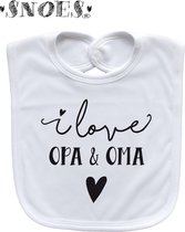 Slabbetje Wit met tekst I love Opa & Oma Snoes