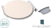 Jamie Oliver Pizzasteen - Ø 33 cm + Chicago Metallic Keukenschraper - Deegsnijder Cadeau - Pizza set