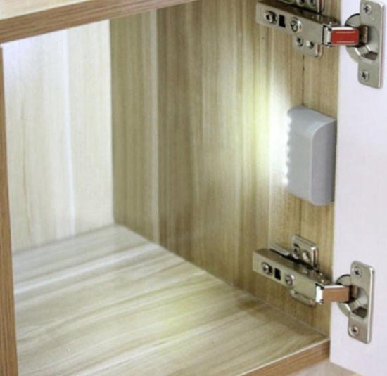 Kledingkast lamp - nachtverlichting - 7leds - wit van Neocle. — afbeelding 2