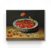 Wilde aardbeien en een anjer in een Wan Li kom - Jacob van Hulsdonck - 24 x 19,5 cm - Niet van echt te onderscheiden houten schilderijtje - Mooier dan een schilderij op canvas - La