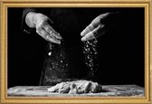 JUNIQE - Poster met houten lijst The Knead to Bake by Abamjiwa -20x30