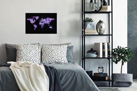 Mappemonde aquarelle violet foncé sur fond noir 30x20 cm