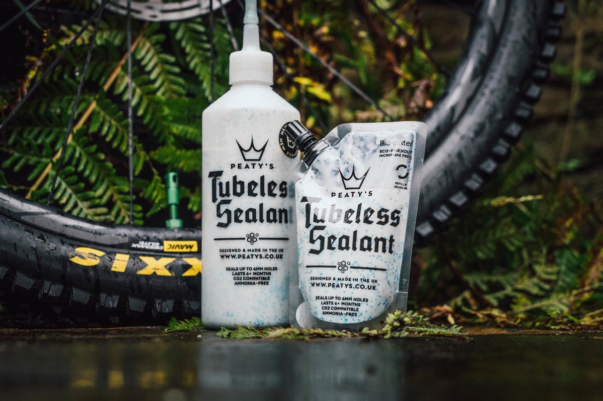 Peaty's Tubeless Sealant Bandendichter Wit 1000 Ml thumbnail 8