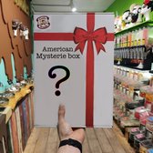 Mystery snackbox S - Amerikaans Snoep - Mysterie box - Snoep box - American Candy - Amerikaans snoep pakket - Usa snoep - Amerikaans snoep box - Amerikaanse snacks - chocolade - mysterybox - mysteriebox - Sinterklaas en kerst cadeau