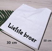 Akyol - Liefste Broer Geborduurd handdoek gastendoek - Cadeau - Gepersonaliseerd - Bedankje- Gastendoekje 30 x 50 - 100% katoen