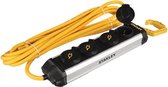 Stanley Stekkerdoos, 4 stopcontacten met randaarde (type F), 4 klapdeksels, kabel 5 m, 3G1.5, voor binnen en buiten, zwart/geel/zilver