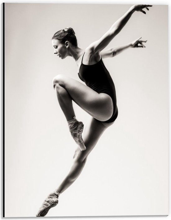 Dibond - Sierlijke Mooie Balletdanseres  - 30x40cm Foto op Aluminium (Wanddecoratie van metaal)