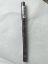 Essence soft contouring lipliner 010 miss you much
