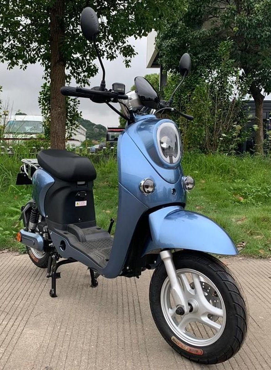 EVO-Maxx Vantage ( Ocean Blue ) betaalbare E-Scooter + uitneembare Lithium battery , actieradius 45-