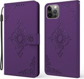 Reliëf Fortune Flower Pattern Horizontale Flip Leren Case met Houder & Kaartsleuf & Portemonnee & Lanyard Voor iPhone 12/12 Pro (Paars)