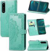 Voor Sony Xperia 5 III Mandala Bloem Reliëf Horizontale Flip Lederen Case met Beugel / Kaartsleuf / Portemonnee / Lanyard (Groen)