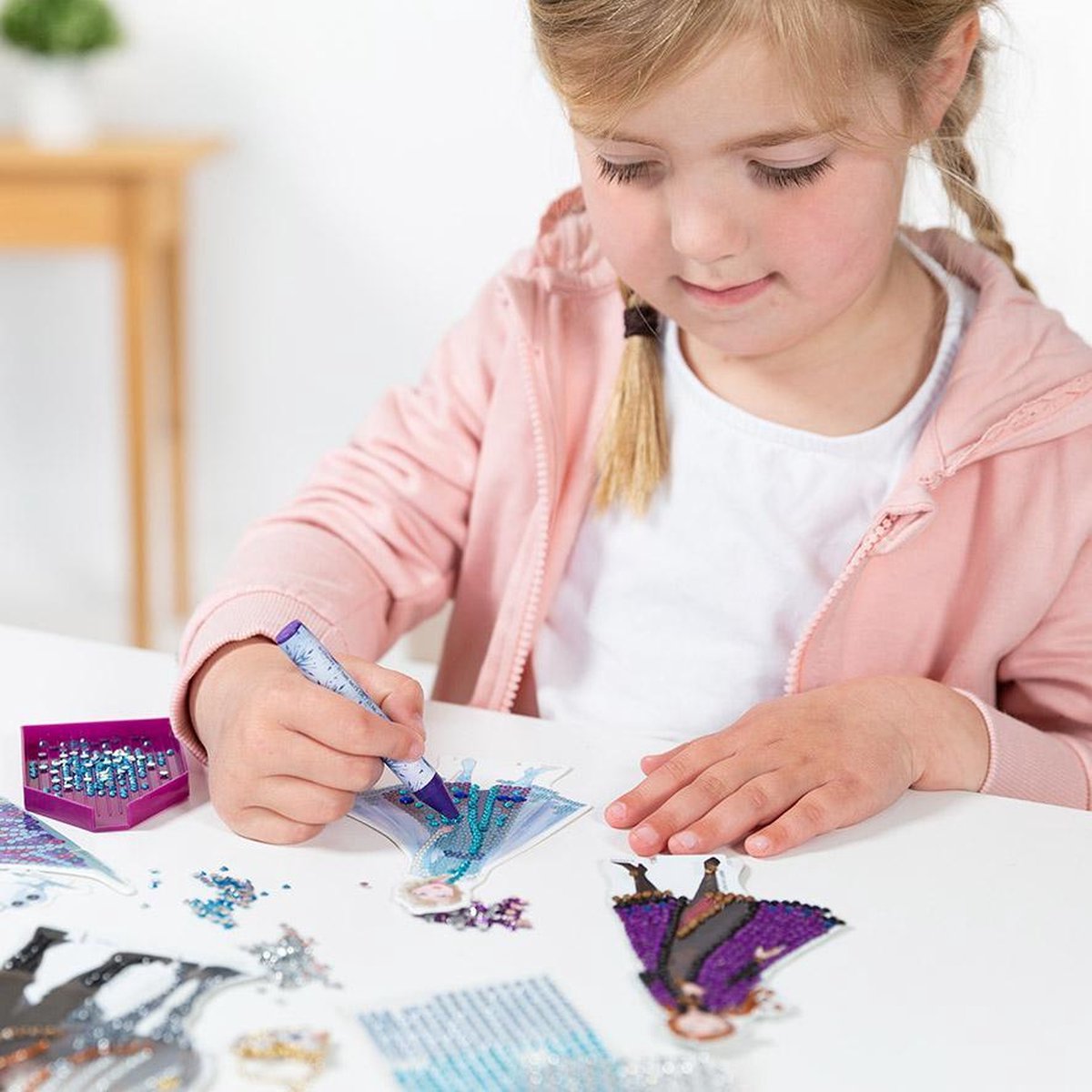 Disney Frozen Totum knutselkoffertje Anna en Elsa glitterfiguren maken - diamond painting knutselen speelgoed meisjes cadeau tip winter wonderland — afbeelding 5