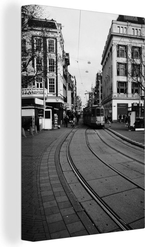 Canvas Schilderij Tram in Amsterdam - zwart wit - 20x30 cm - Wanddecoratie