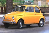 Tuinposter - Auto - Fiat 500 in gele kleur - 120 x 180 cm.