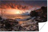 Zonsondergang op strand onder kuststad 180x120 cm / Zee en Strand XXL / Groot formaat! - Foto print op Poster (wanddecoratie woonkamer / slaapkamer)