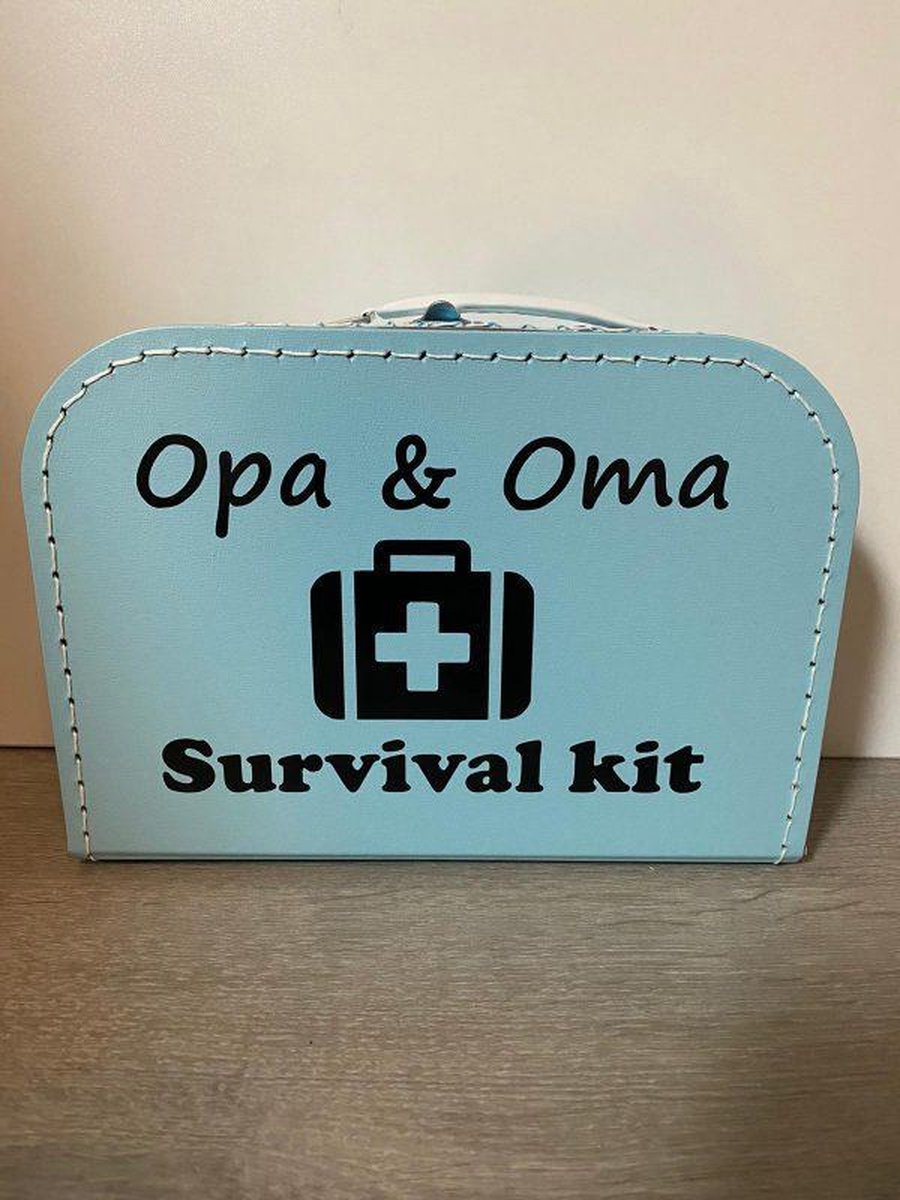 Goedkoopste Koffer Opa & Oma Survival Kit Blauw gevuld
