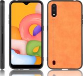 Voor Galaxy A01 schokbestendig naaien koe patroon Skin PC + PU + TPU Case (oranje)