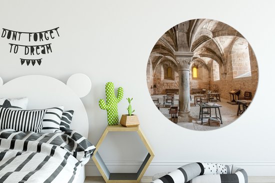 Salle à manger dans un monastère espagnol plaque en plastique cercle mural