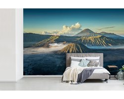 Behang - Fotobehang Vulkanen in Indonesië - Breedte 450 cm x hoogte 300 cm