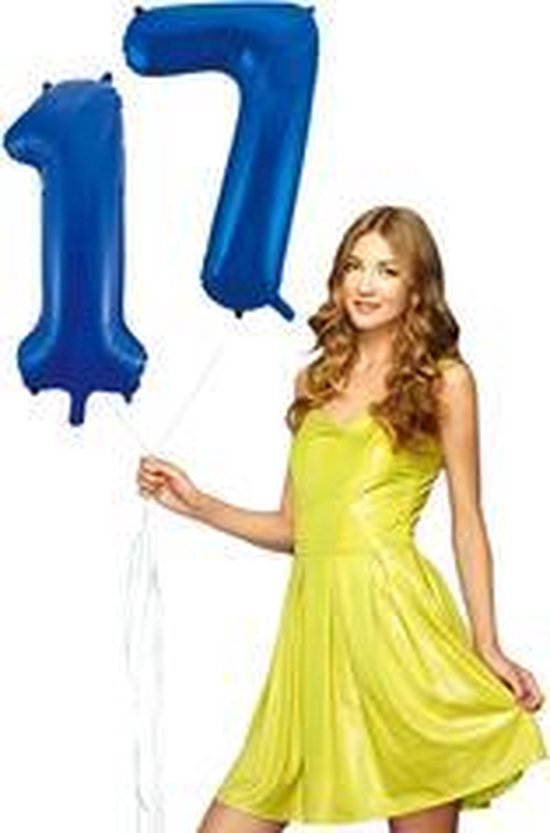 Blauwe cijfer ballon 17 inclusief helium gevuld.
