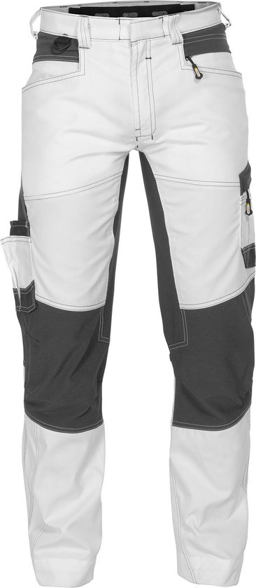Werkbroek in wit en donkergrijs met diverse zakken en contrastnaden.