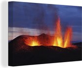 Canvas Schilderij Vulkaanuitbarsting Eyjafjallajokull op IJsland - 60x40 cm - Wanddecoratie