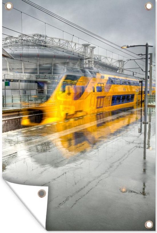Tuindecoratie Amsterdam - Trein - Regen - Nederland - 40x60 cm - Tuinposter - Tuindoek - Buitenposter
